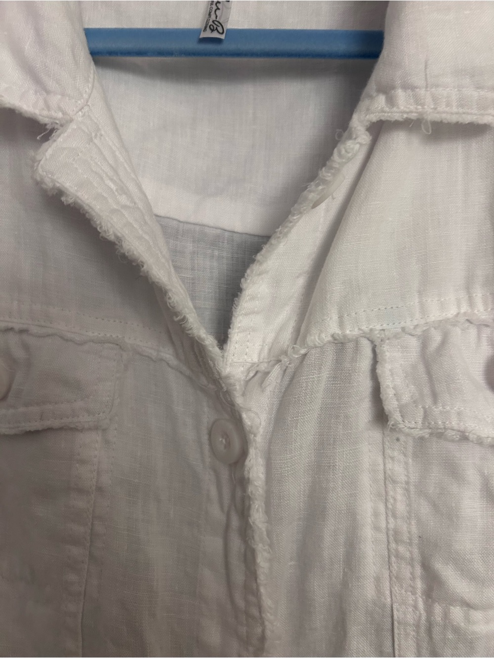 Lulu-B White Linen Button-Up Jacket with pockets - Picture 3 of 11
